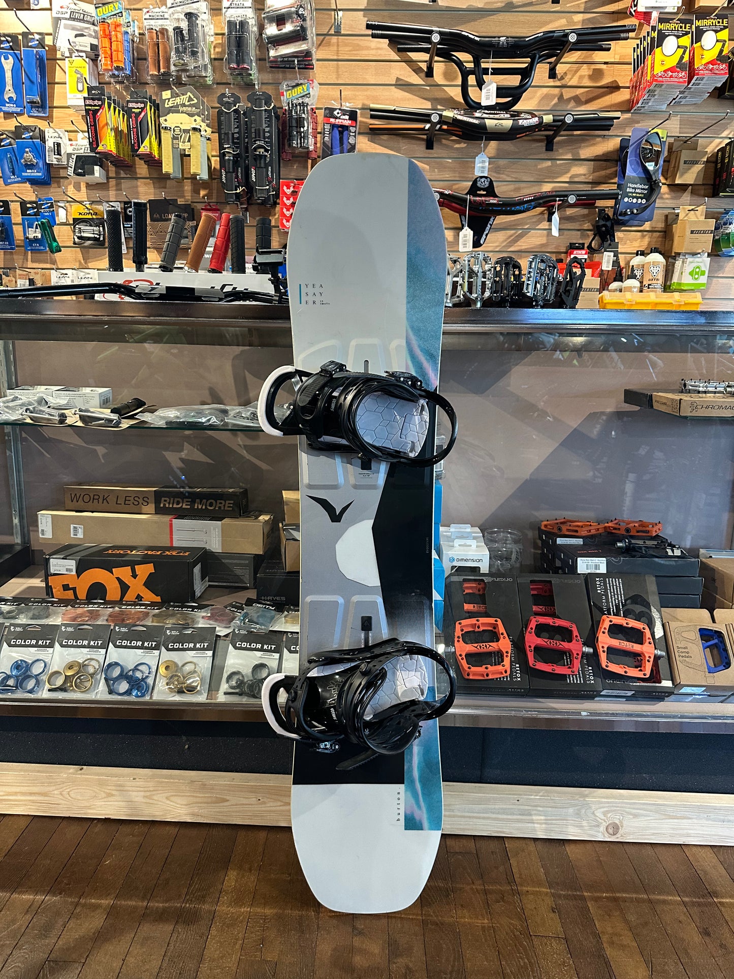 Used Burton Yeasayer Small W/ Bindings (SD)